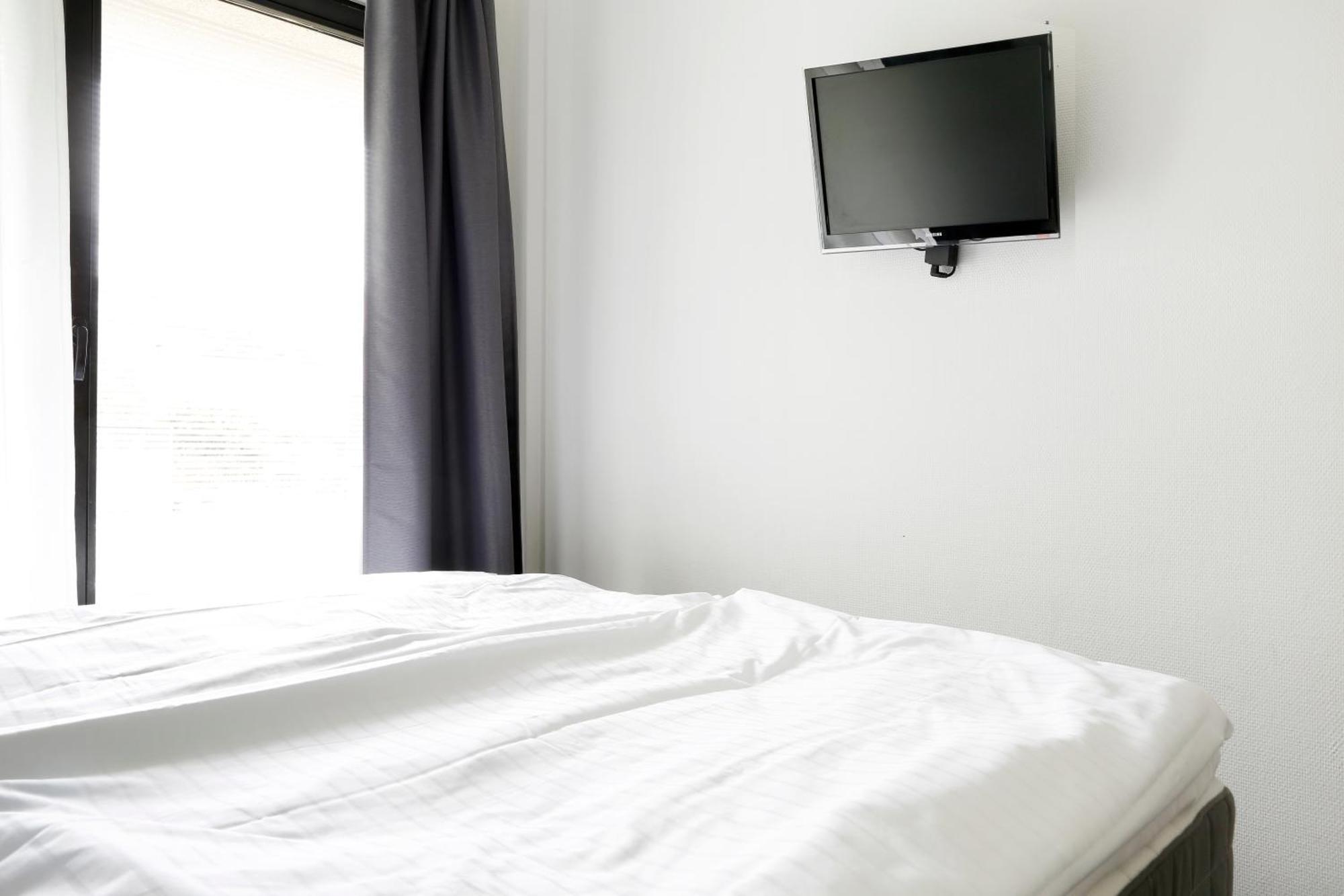 Nieb By Rockchair Apartments L Superhost Status L 3 Bedrooms Boxspringbeds 3 Bathrooms In Center "Kurfuerstendamm" - Cozy Family & Business Flair Welcomes You! Βερολίνο Εξωτερικό φωτογραφία